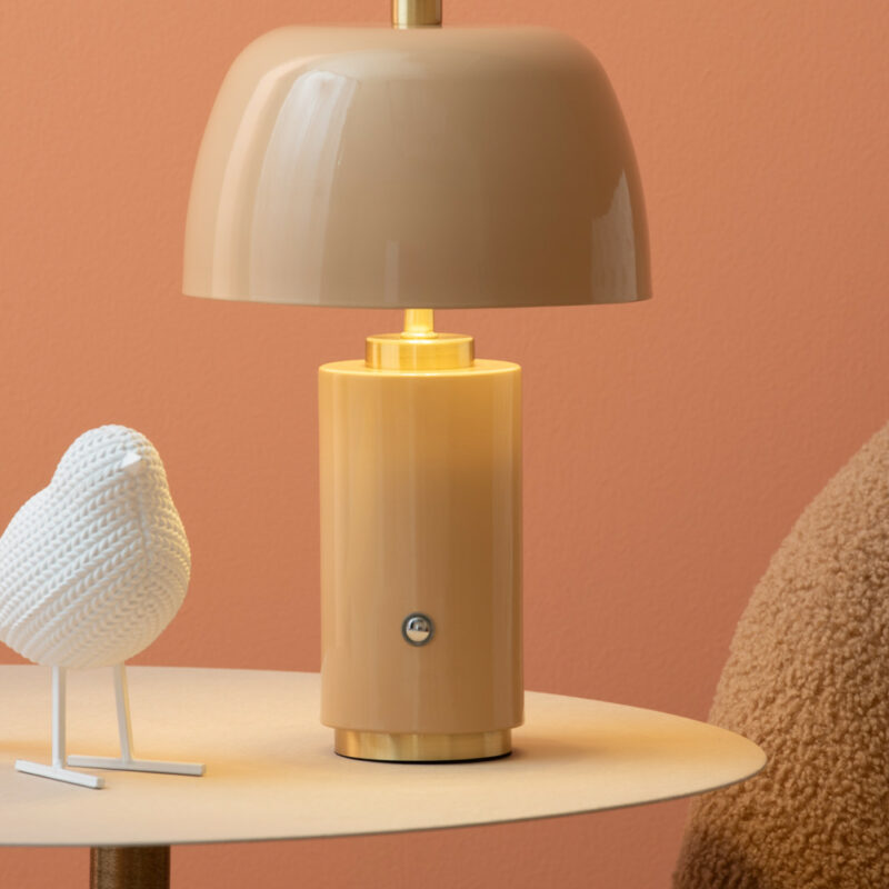 Lampe de table Freya LED soft brown