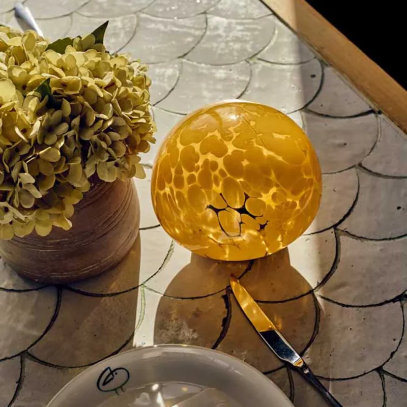 Lampe de table portable Pandora, couleur miel – Image 2