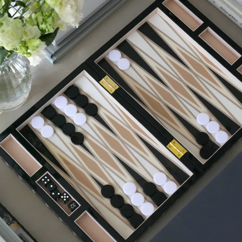 Printworks_laquered-backgammon-black_mood_1